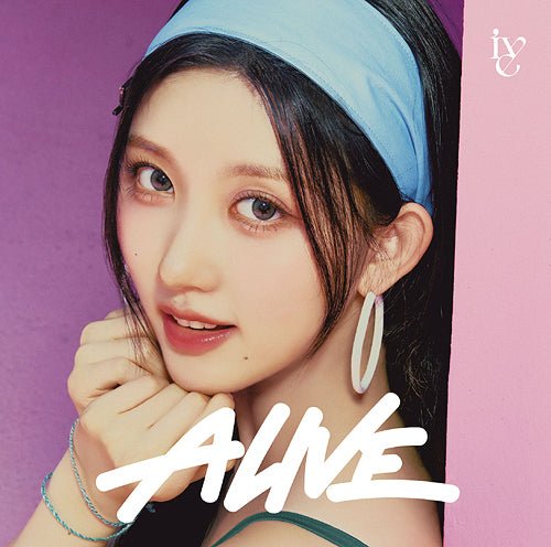 IVE - Alive [Solo Jacket Limited +POB] - K - Moon