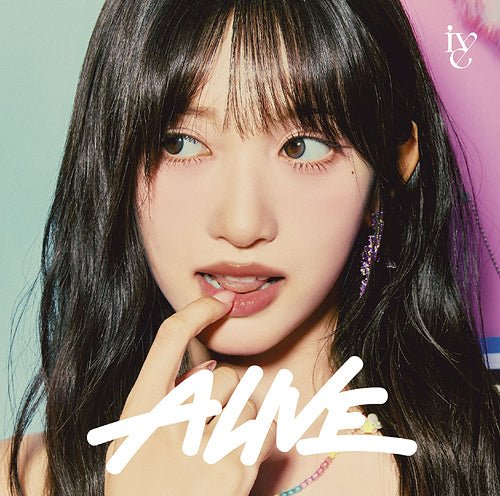 IVE - Alive [Solo Jacket Limited +POB] - K - Moon