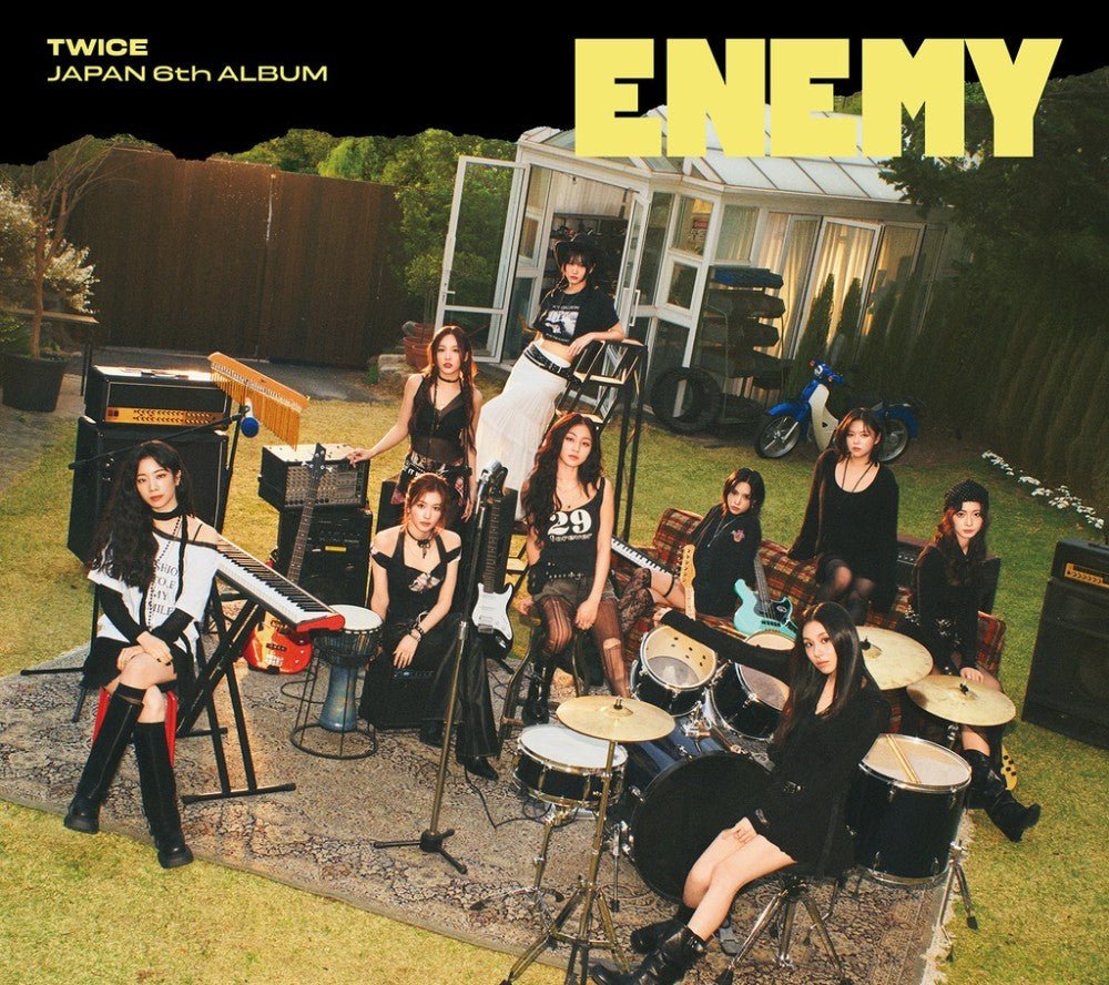 TWICE - Enemy [Limited B] +JYP Japan POB - K - Moon