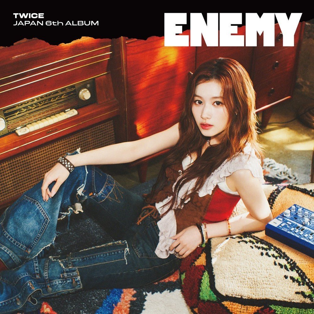 TWICE - Enemy [Solo Jacket Limited] +JYP Japan POB - K - Moon