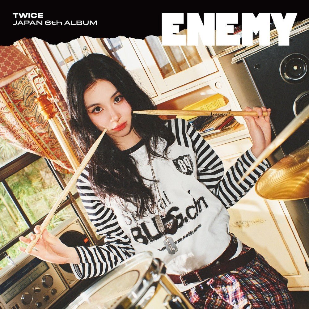 TWICE - Enemy [Solo Jacket Limited] +JYP Japan POB - K - Moon