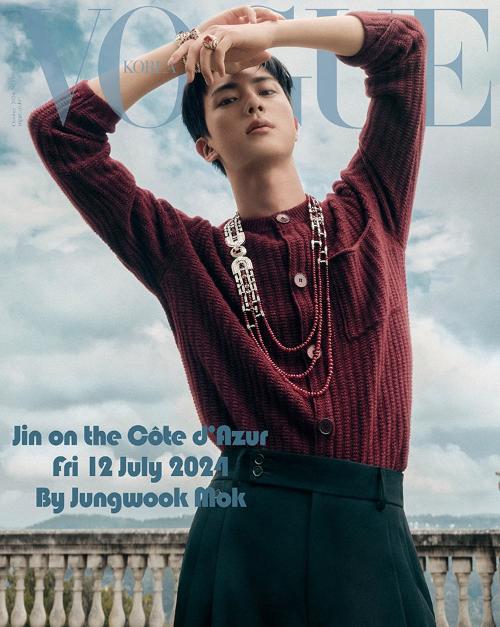 VOGUE KOREA/ 10 - 2024 /BTS Jin Special Book - K - Moon